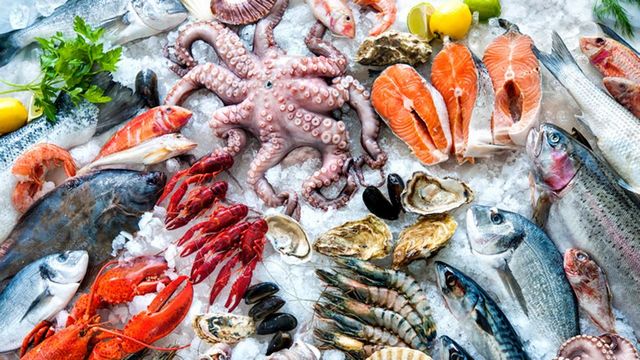 Самые полезные виды рыбы и морепродуктов, которые можно купить по цене менее €5
